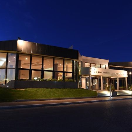 Hotel Y Casino Del Rio - לאס גרוטאס מראה חיצוני תמונה